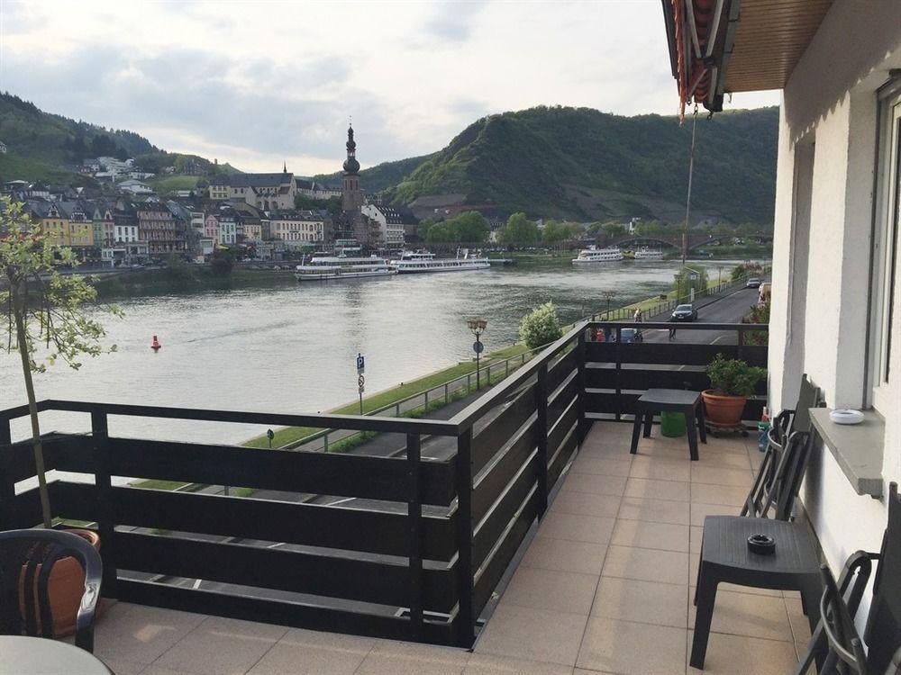 Ferienwohnungen Haus Zur Linde Cochem Exteriér fotografie